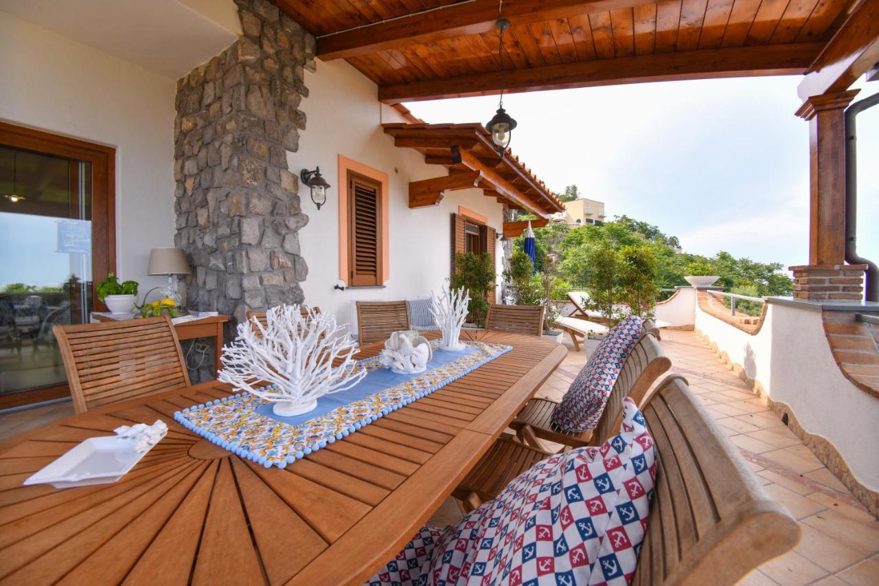 Relais Maison De Charles Ischia Luaran gambar